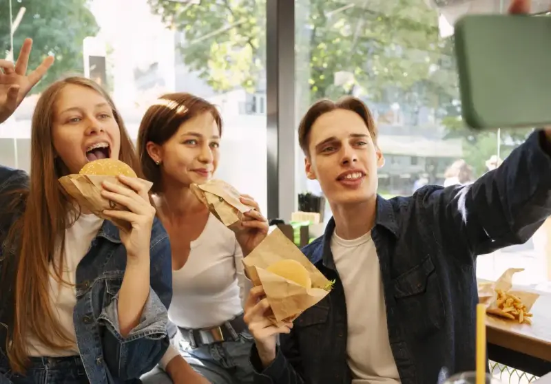 Event phases and competition structure